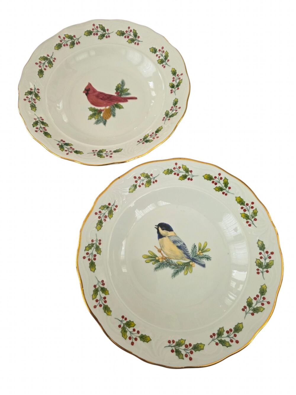 Gibson Everyday Winter Bird Christmas Plates Set 2 Cardinal Chickadee Holly Gold